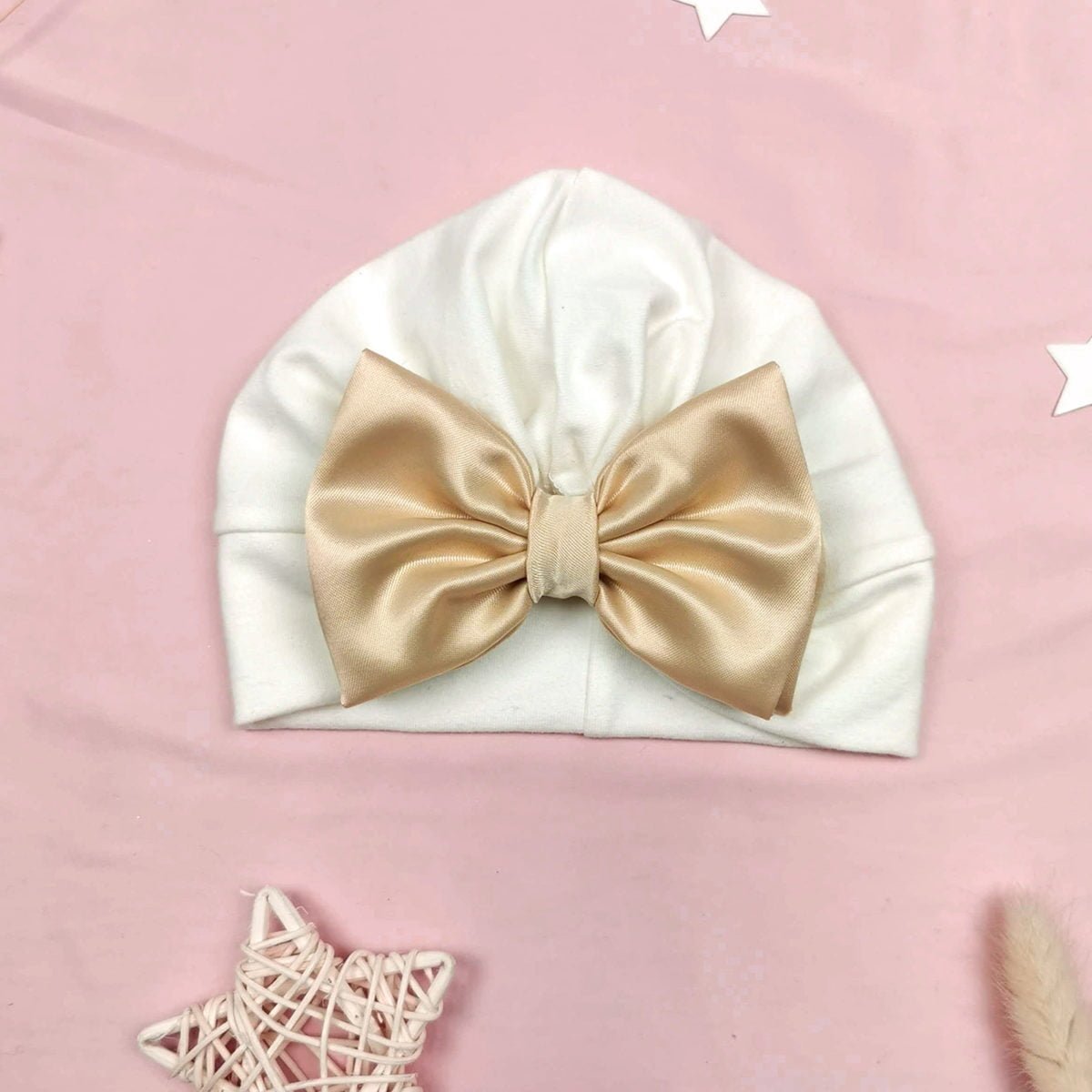vanilla turban sa zlatnom mašnom za bebe
