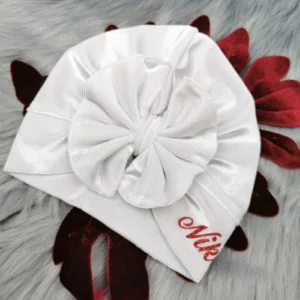 bijeli pliš personalizirani turban