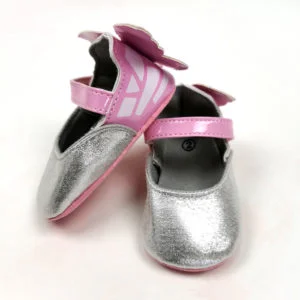 sjajno sive cipelice za bebe