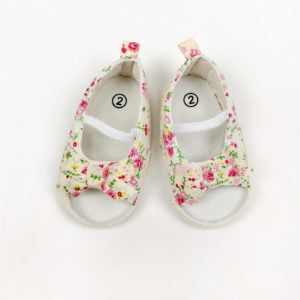 cvjetne sandalice za bebe