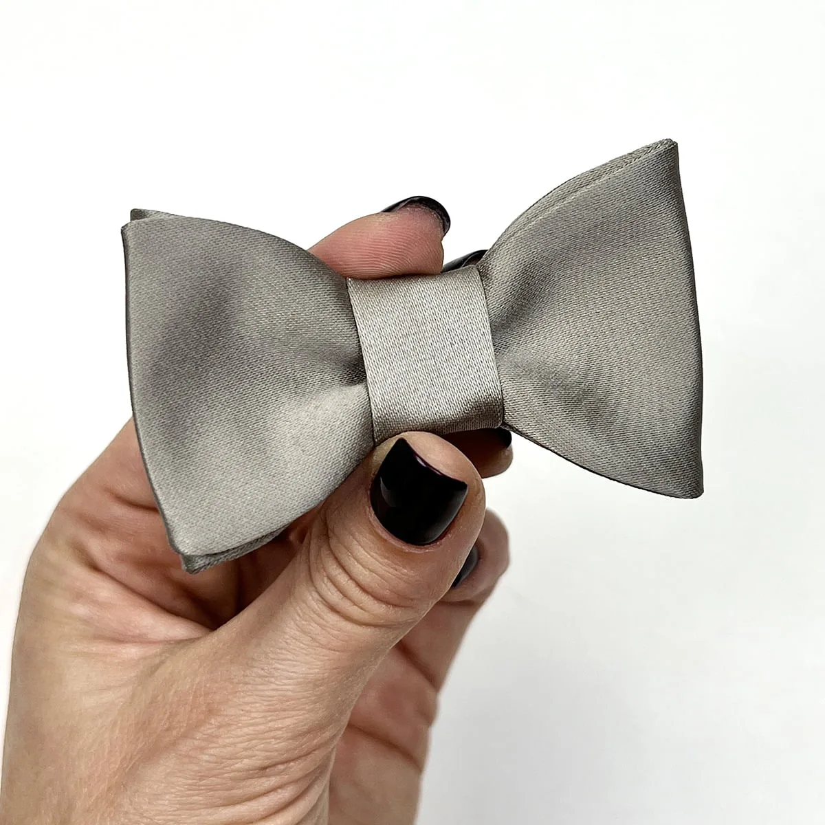 Silver bowtie