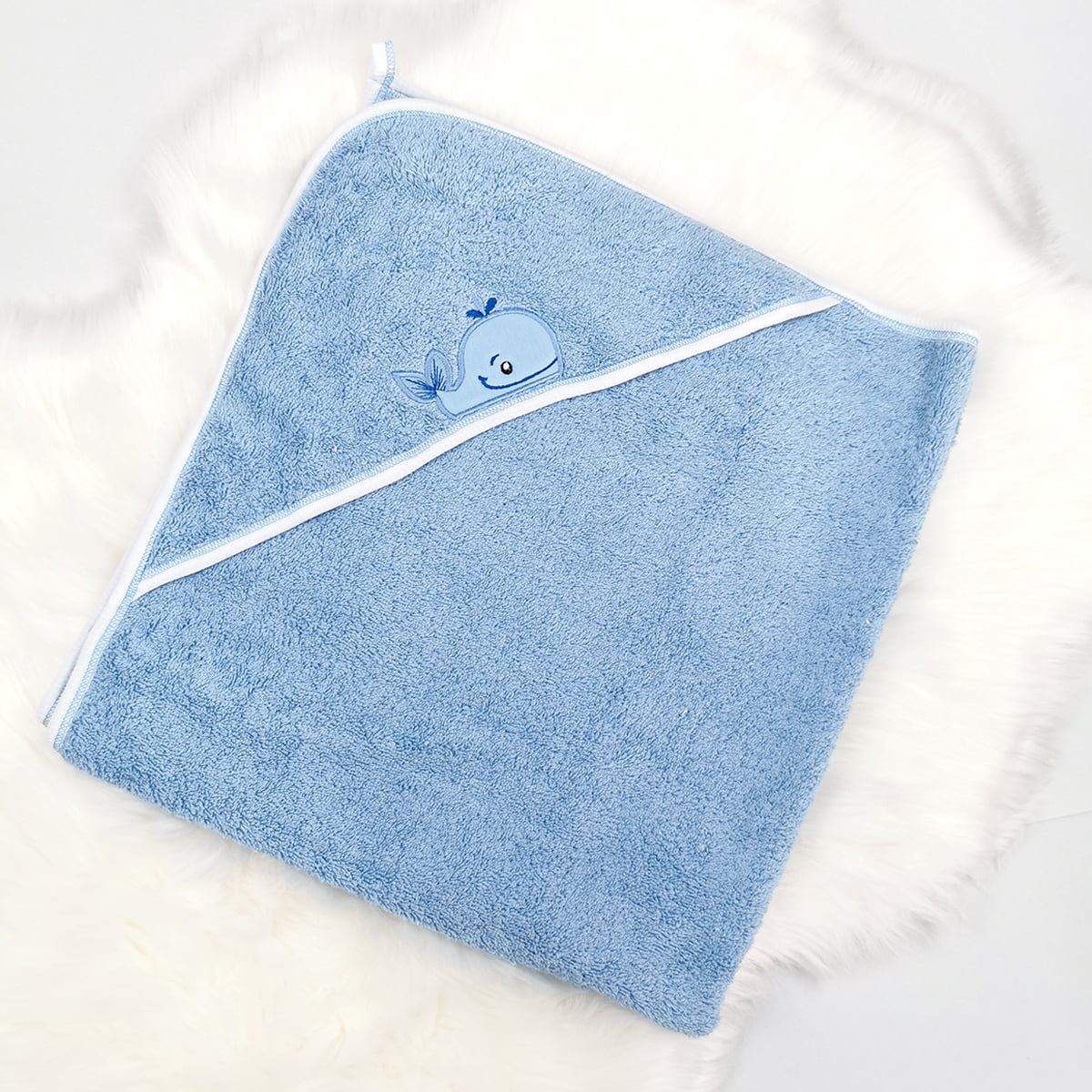 plavo ručnik ogrtač za bebe