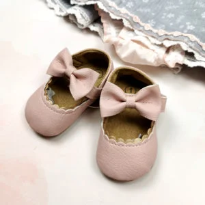 roze cipelice s mašnicom za bebe