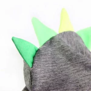 dječja kapa sa zelenim bodljama dinosaura, unisex